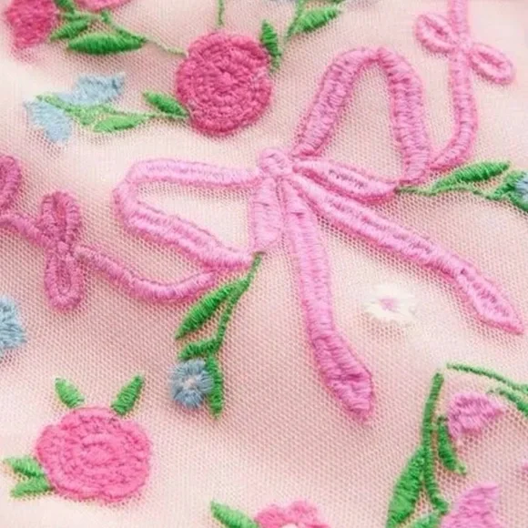 Mini Boden Embroidered Tiered Tulle Party Dress, size 9/10, like new Mini Boden Embroidered Tiered Tulle Party Dress, size 9/10, like new
